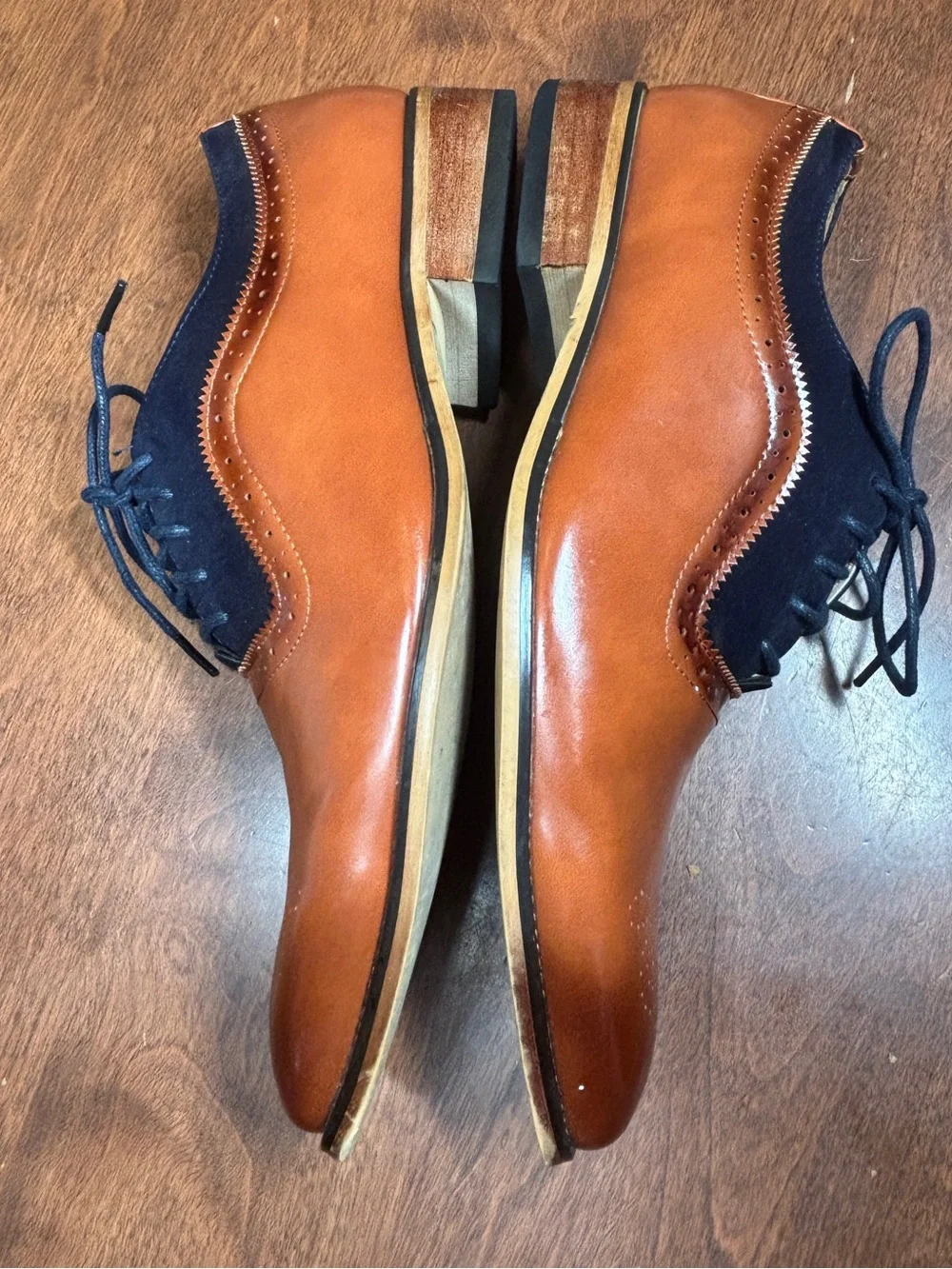 Gino Vitale Two-Tone Brown & Navy Oxfords (Size 9)